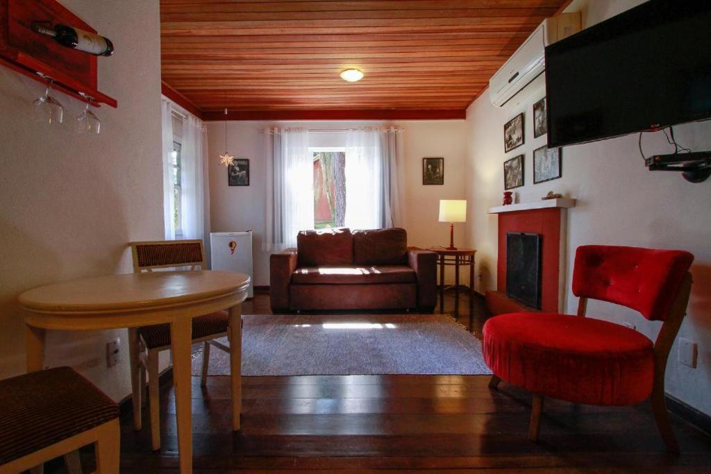 Hotel Pequena Suecia Penedo  Zimmer foto